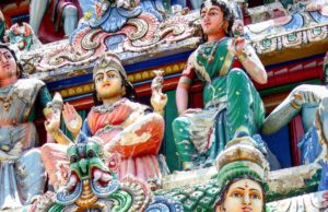 क्या ईश्वर वास्तव में श्रेष्ठ है ?